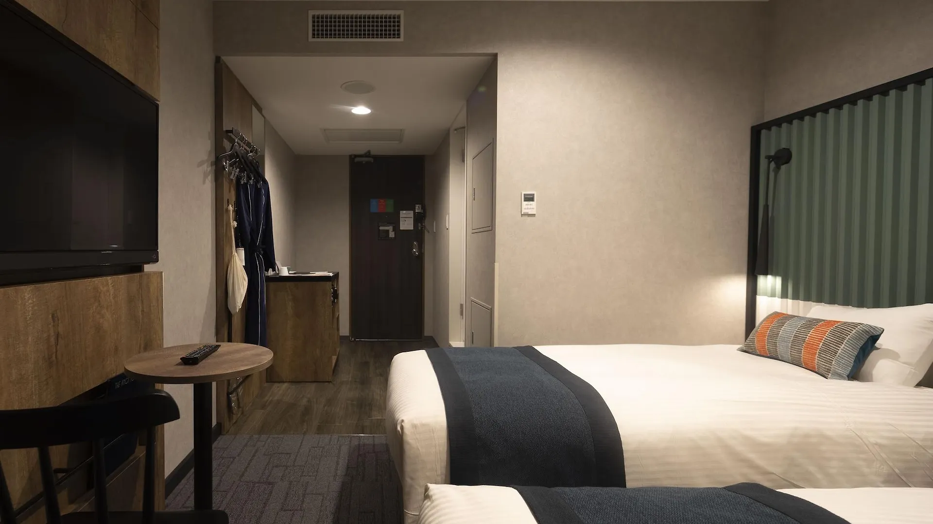 ***  The Knot Tokyo Shinjuku Hotel Japan