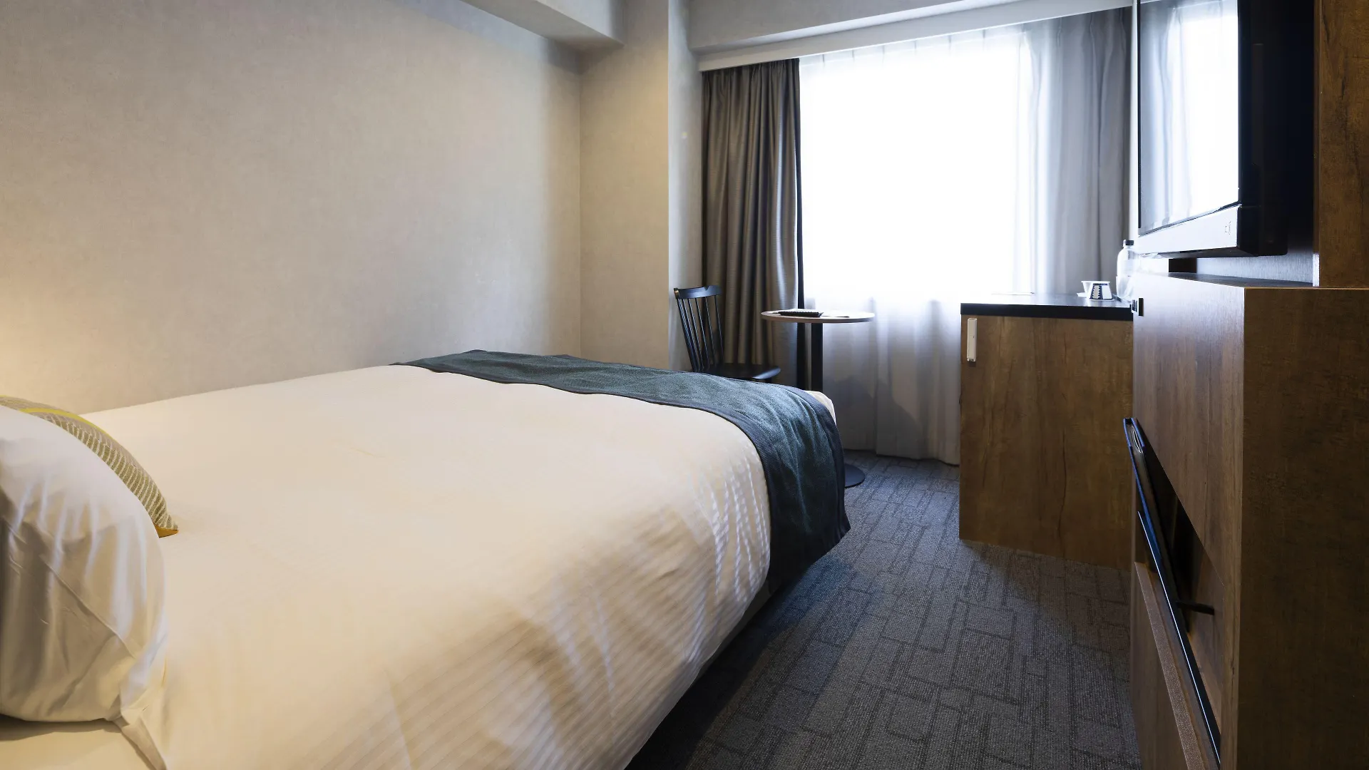 The Knot Tokyo Shinjuku Hotel