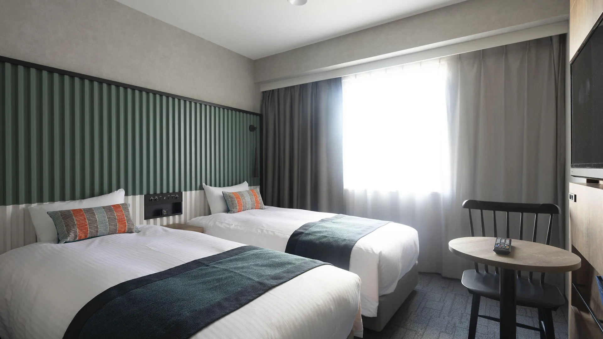 The Knot Tokyo Shinjuku Hotel